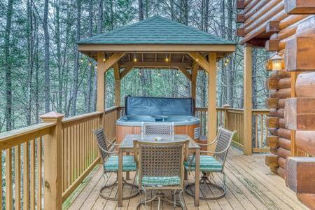 Villa The Great Escape - Min From Parkway With Hot Tub Gatlinburg Exterior foto